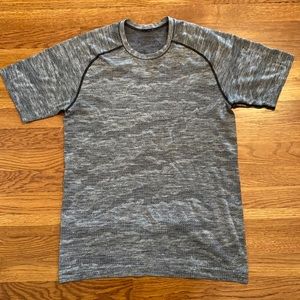 Lululemon Metal Vent Tech